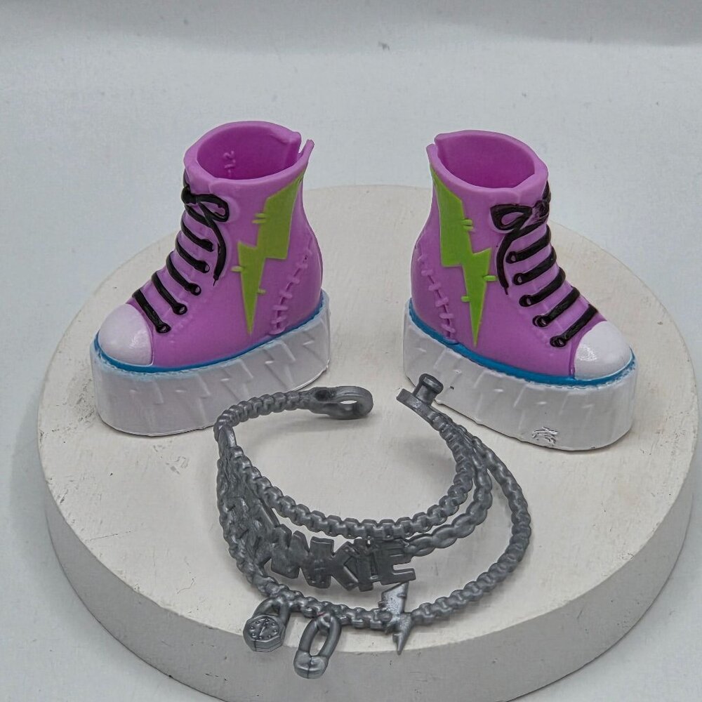 Monster High Frankie Stein Doll Accessories Set With Shoes & Silver Logo Belt